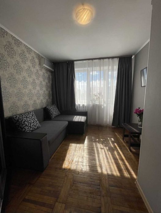 1 комнатная на Святослава Рихтера