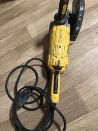 Болгарка DeWalt D28432C