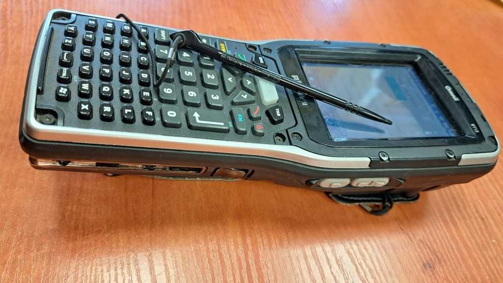 PSION OMNII RT15, WIN Pro 6.5 z adapterem i ładowarką