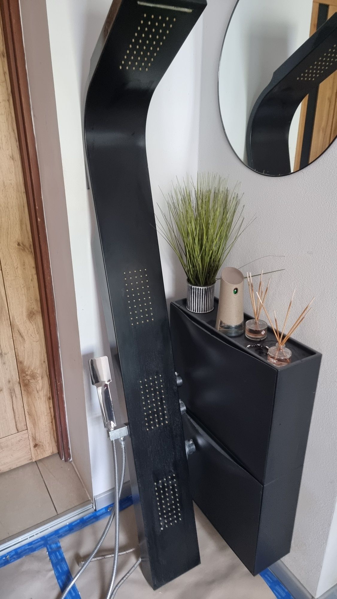 Zestaw prysznicowy i bateria nawannowa