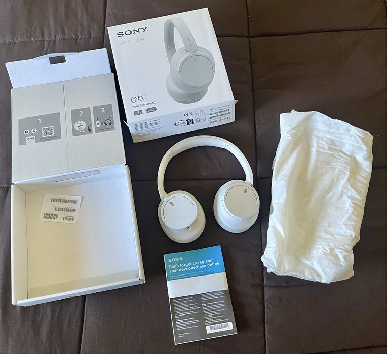 Auscultadores SONY WH CH 720n