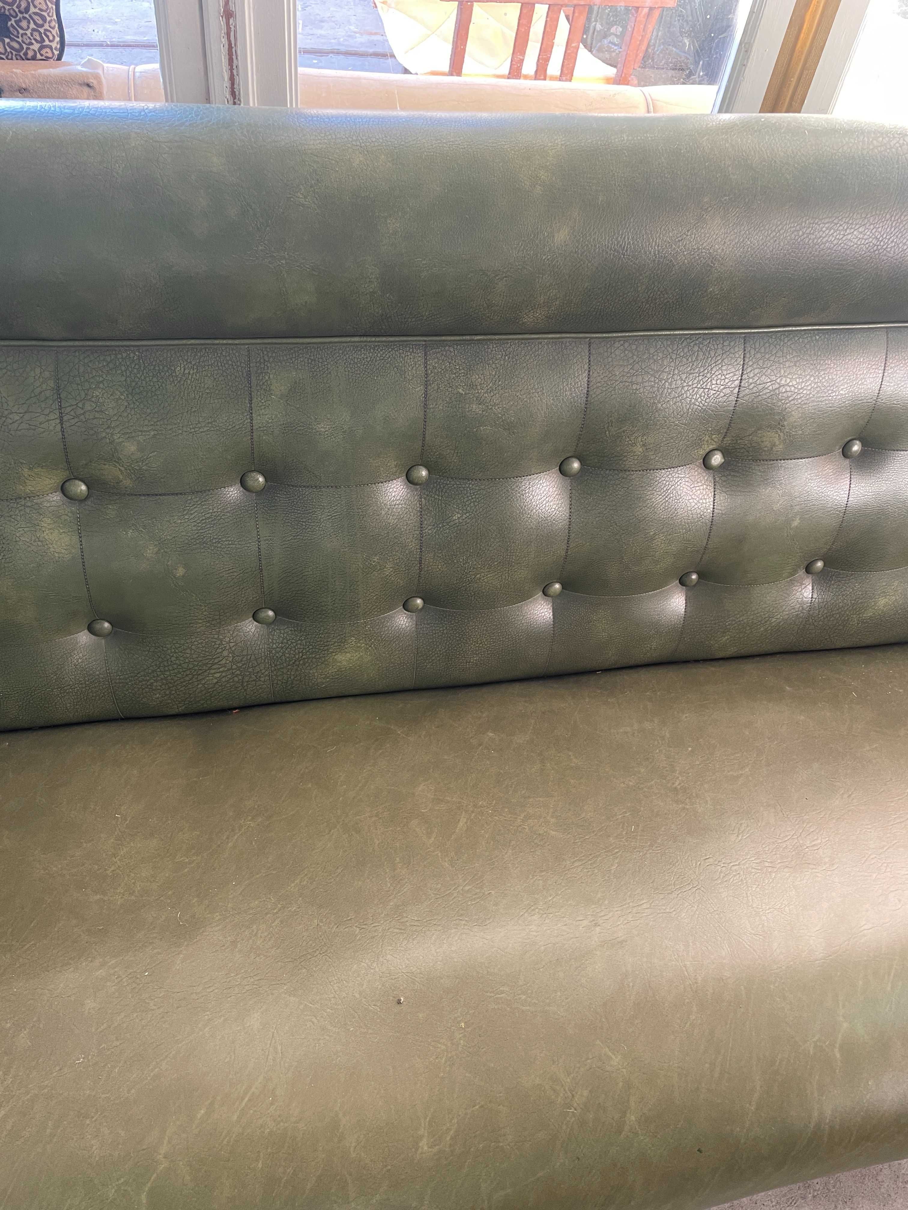 Sofa vintage verde