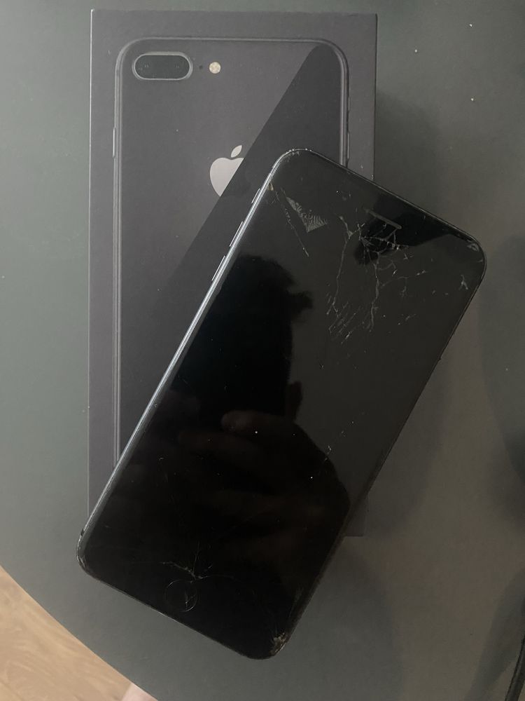 Iphone 8 plus 64 GB sprawny 100%