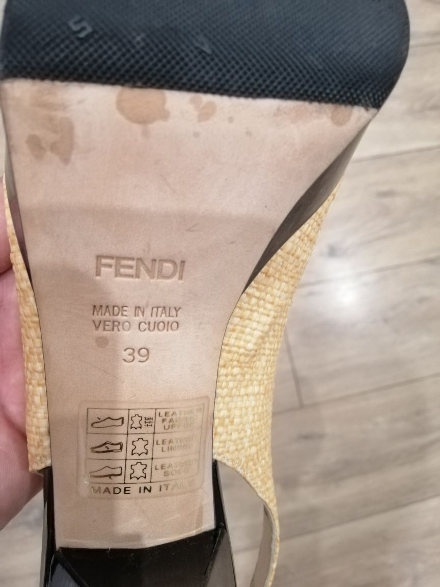 Босоножки Fendi original