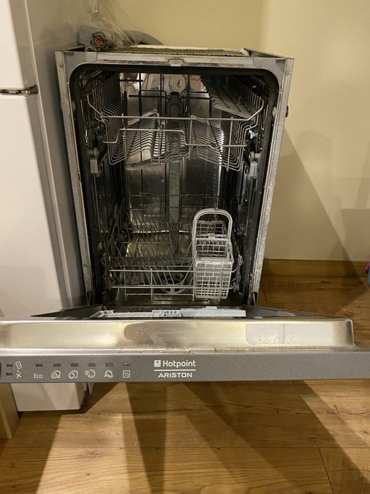 Zmywarka HOTPOINT Ariston