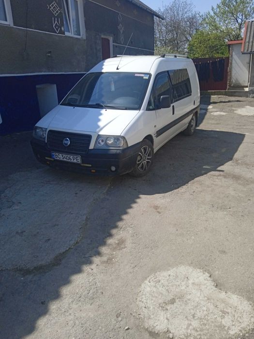 Продам авто2005 року