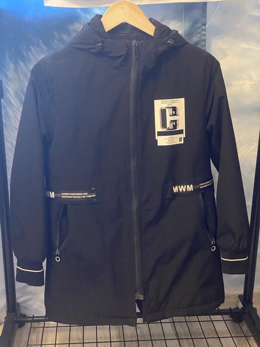 Стильна демисезонна парка