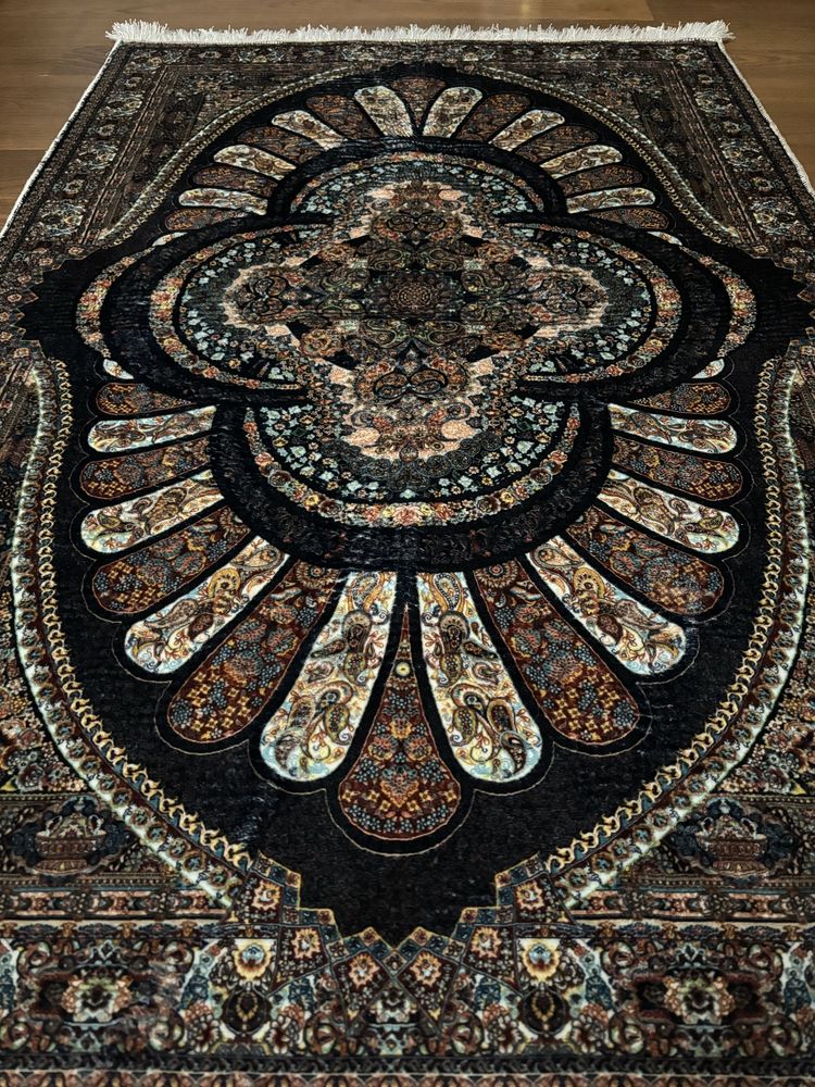 Przepiekny turecki dywanik