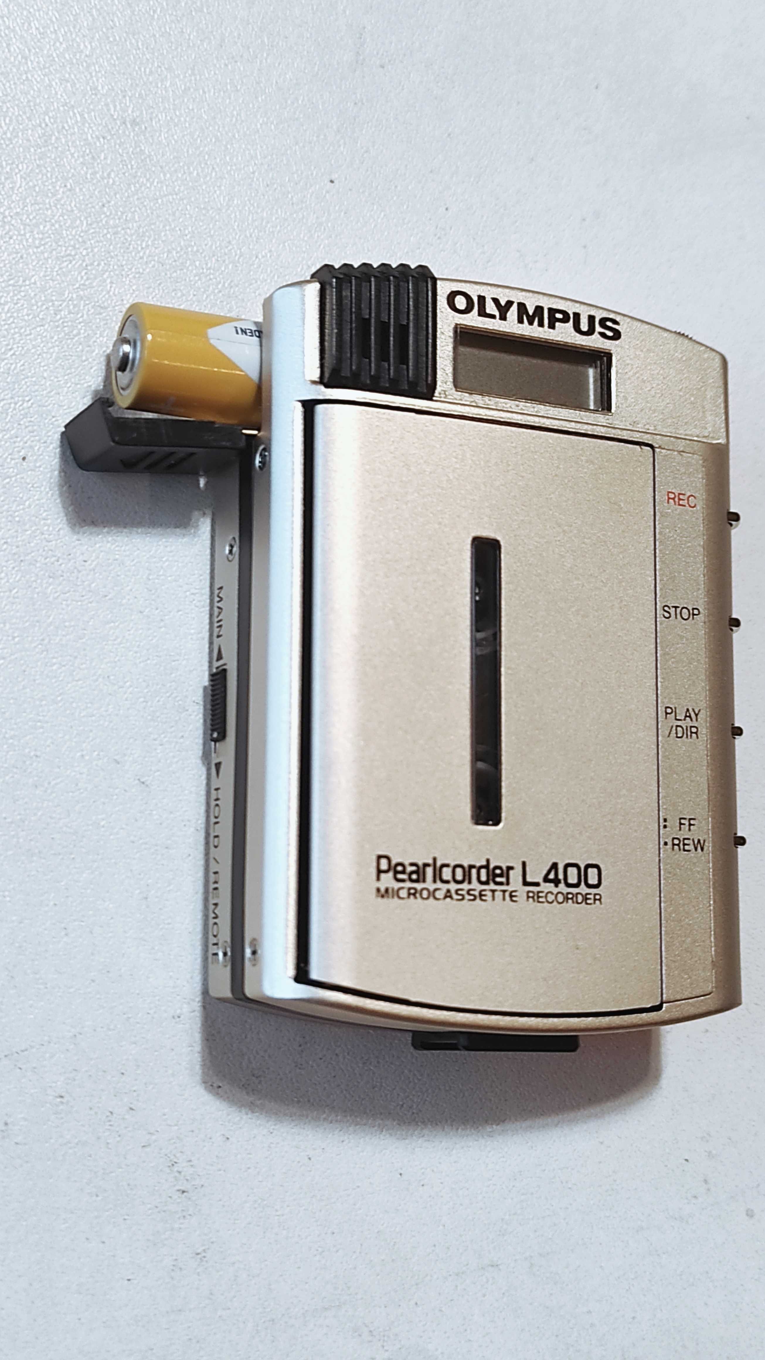 Мікрокасетний диктофон Olympus L400 новий, номерний, оригінал Японія.