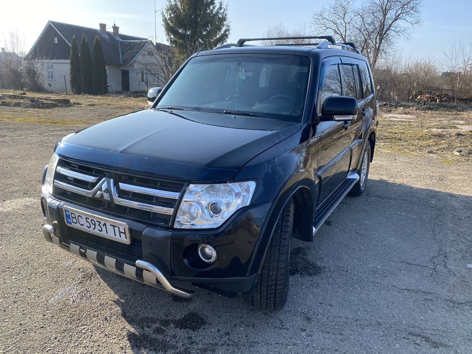 Продам Паджеро вагон 4
