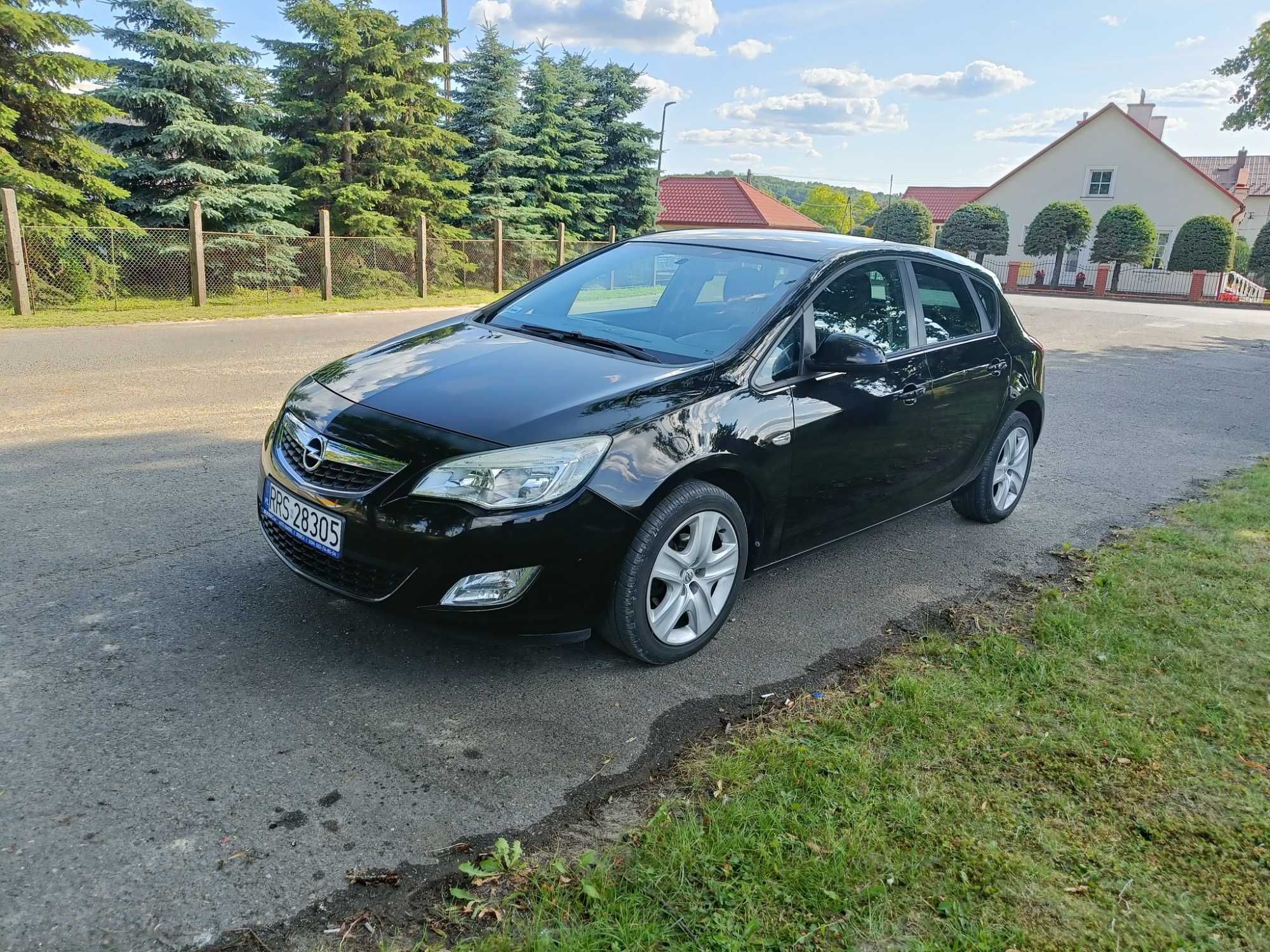 Sprzedam Opel Astra J IV 1.4 turbo