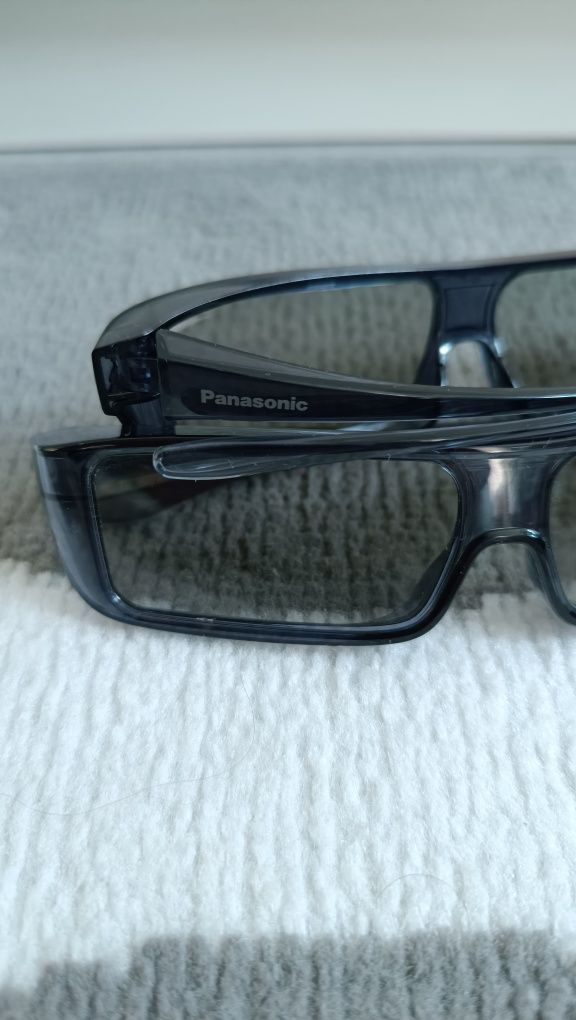 Panasonic TX- L42ET60E Telewizor 42' 3D okulary