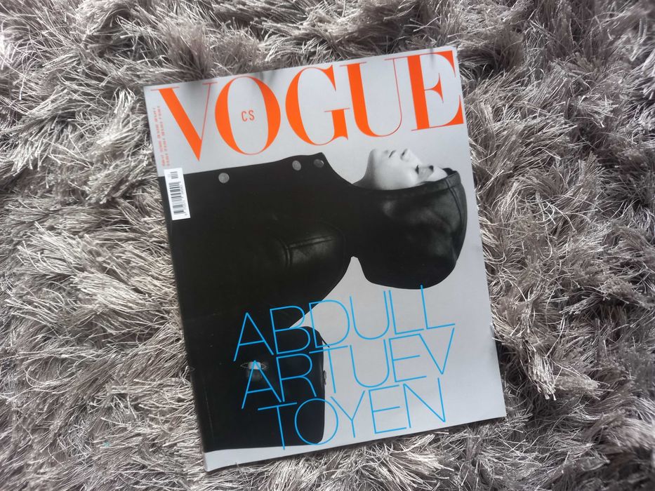 Vogue CS (Czechoslovakia) Grudzień 2022 BEZ DODATKU
