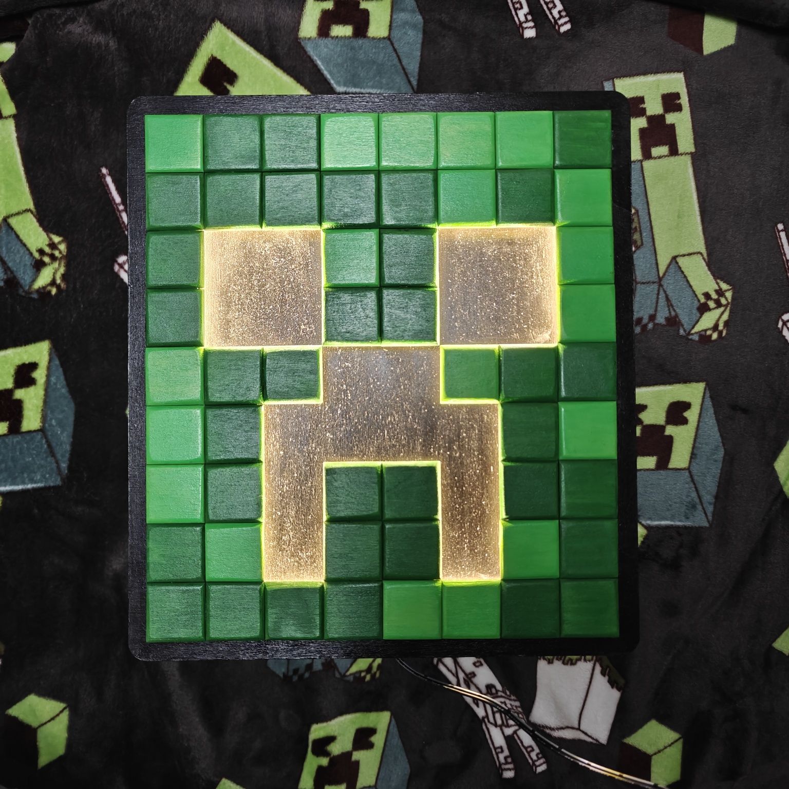 Lampka ścienna Creeper Minecraft