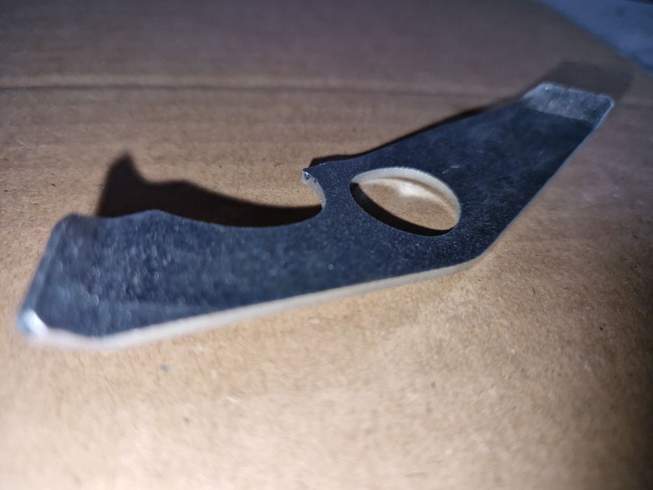 Nowy uchwyt mocowania licznika w lampie wsk 125 175 b3 jednoramowa pl