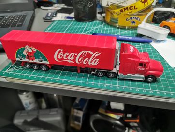 Ciężarówka Coca cola, długość 27cm