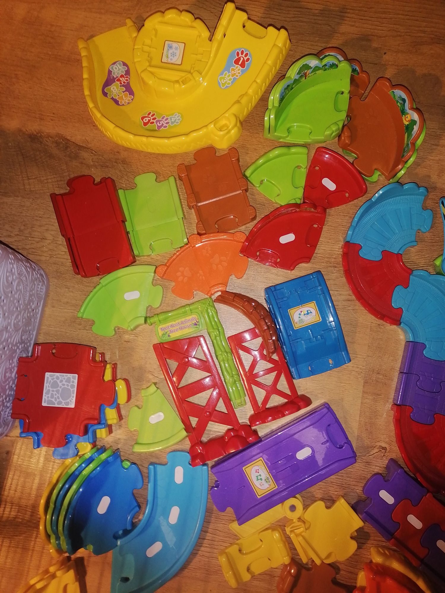 Деталі vtech go go