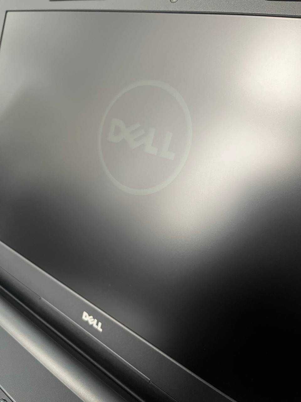 Ноутбук 15.6" Dell Inspiron 3558 Core i3 5Gen уцінка
