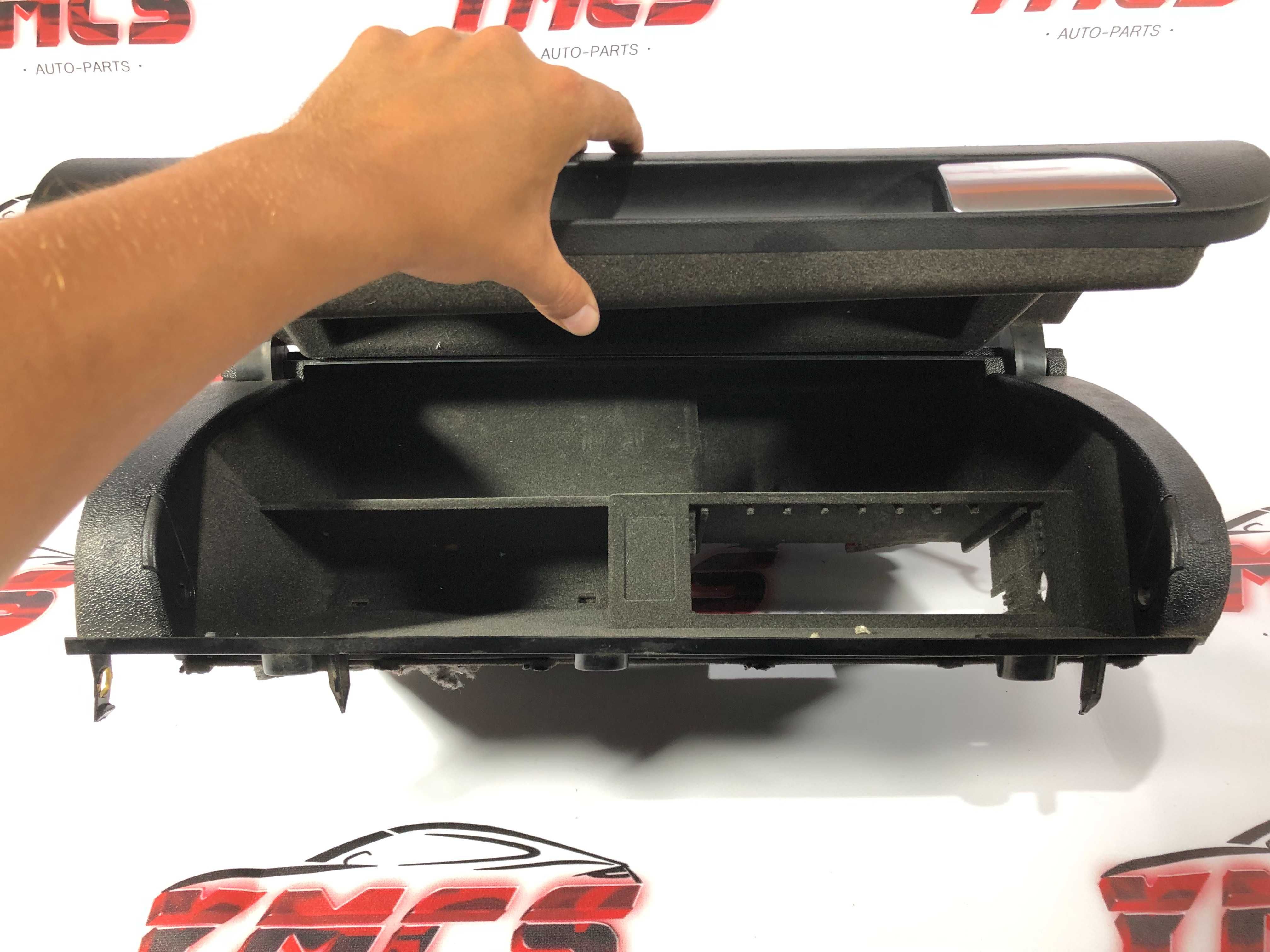 Porta Luvas AUDI A3 8P Original