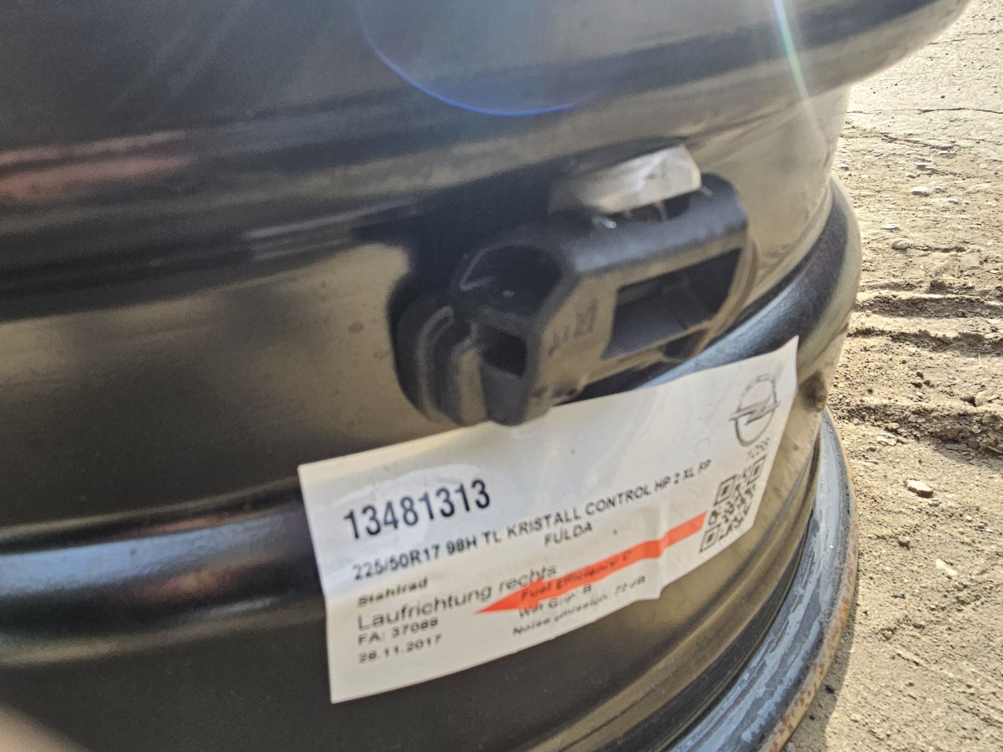 Felgi Stalowe Strukturalne Opel Insignia B-R17 5x115 ET44-7J+czujniki