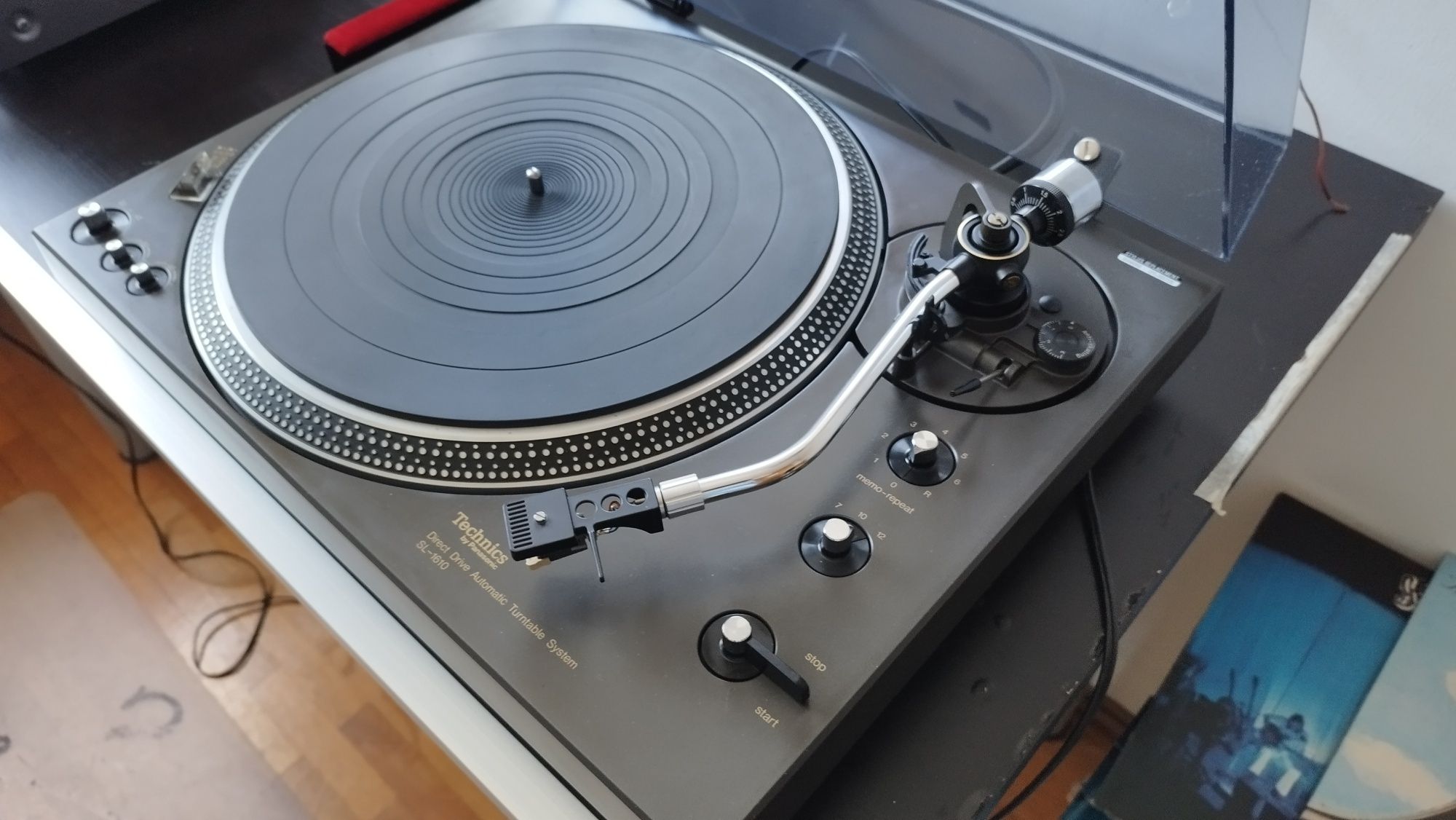 Technics SL 1610