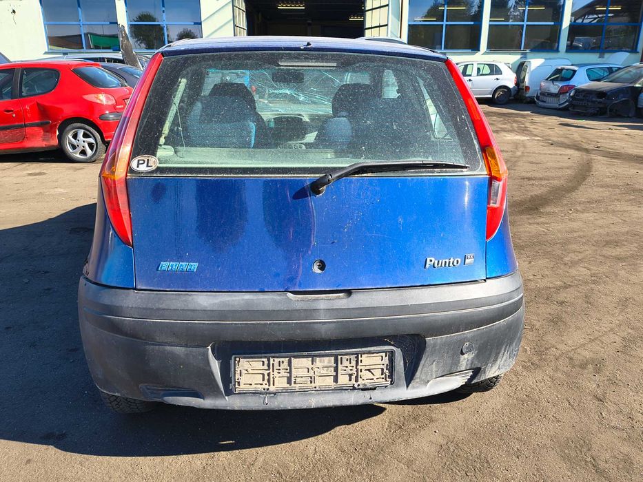 Fiat Punto 2000r. 1,2 - na części.