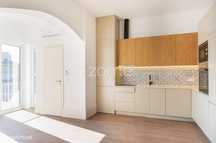 Apartamento T3 com 3 suites a escassos metros da praia