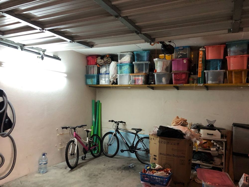 Garagem com 22m2 - Nazare , valado dos frades