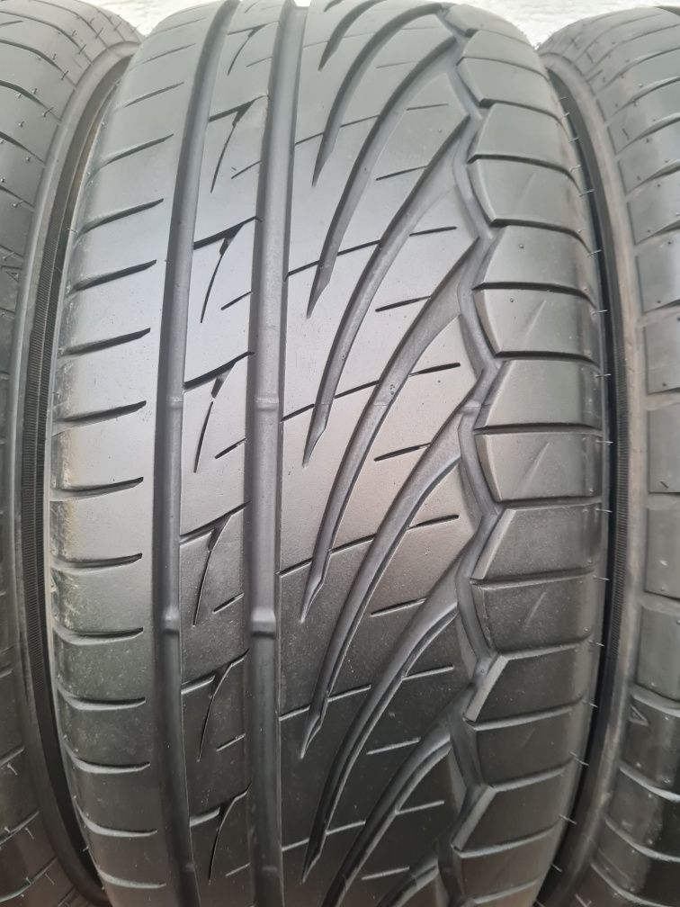 215/55R16 Toyo Proxes.