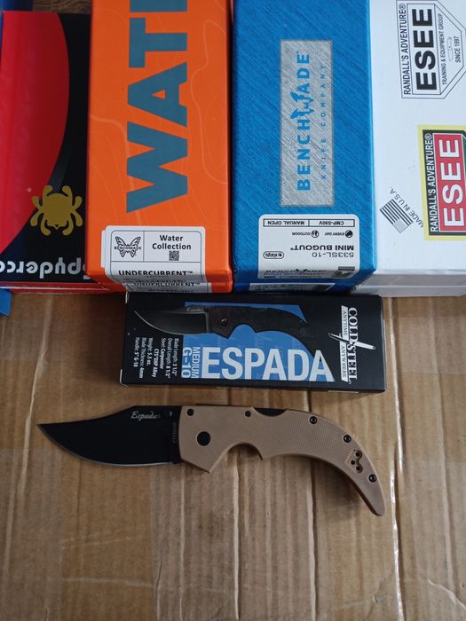 Cold Steel Espada Medium 440c to wygodny i charyzmatyczny nóż składany