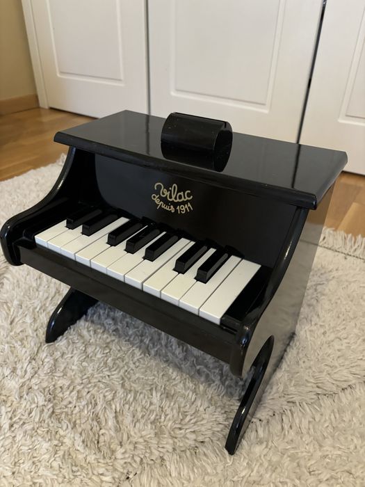 Piano infantil Preto