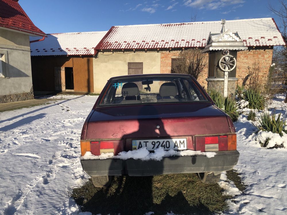 Продам автомобіль ваз 21099