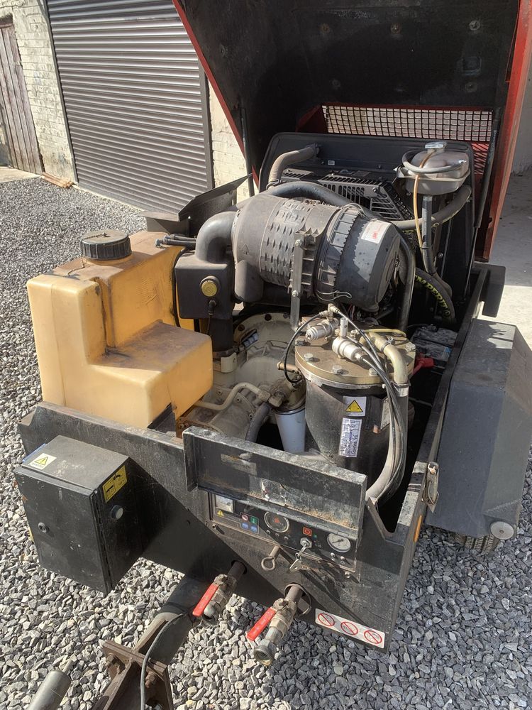 Piaskarka 100L + kompresor 3.1 m3