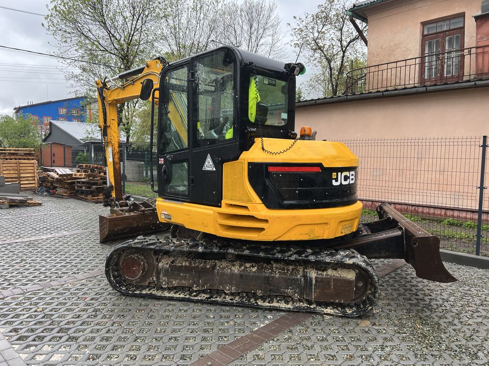 Оренда екскаватора JCB 86C-1