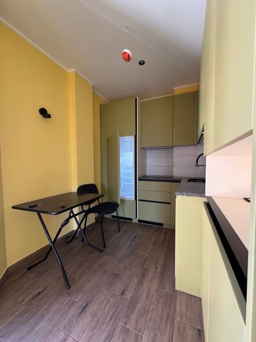 здається в оренду квартира-студія біля ЗУНУ