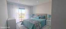 Apartamento de tipologia T3 com piscina em Olhão
