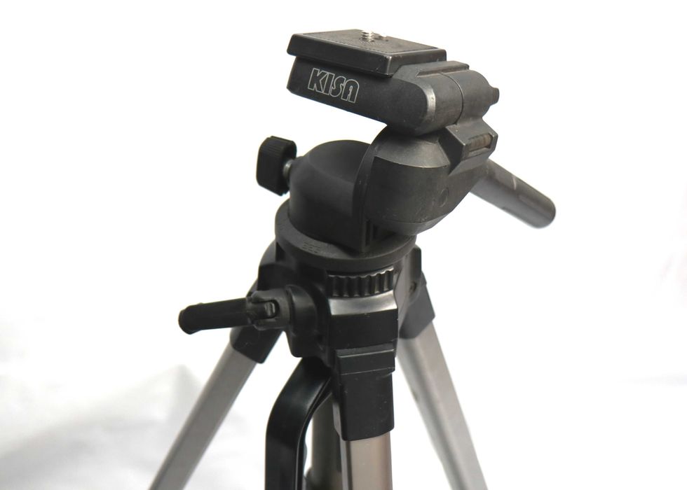 Tripé Kisn TPV2 em muito bom estado