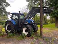 New Holland T7030  New Holland T7030 Ładowacz Quicke