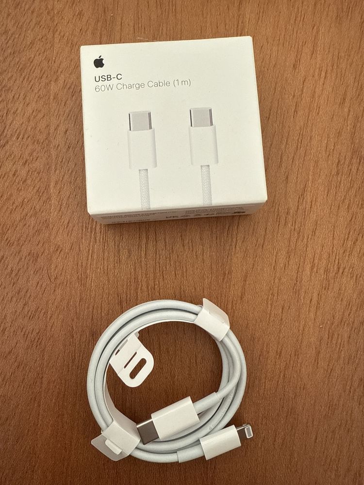 Cabo USB-C e USB-C&Lightning/Braceletes M/L & Cabo Apple Watch SE 44mm