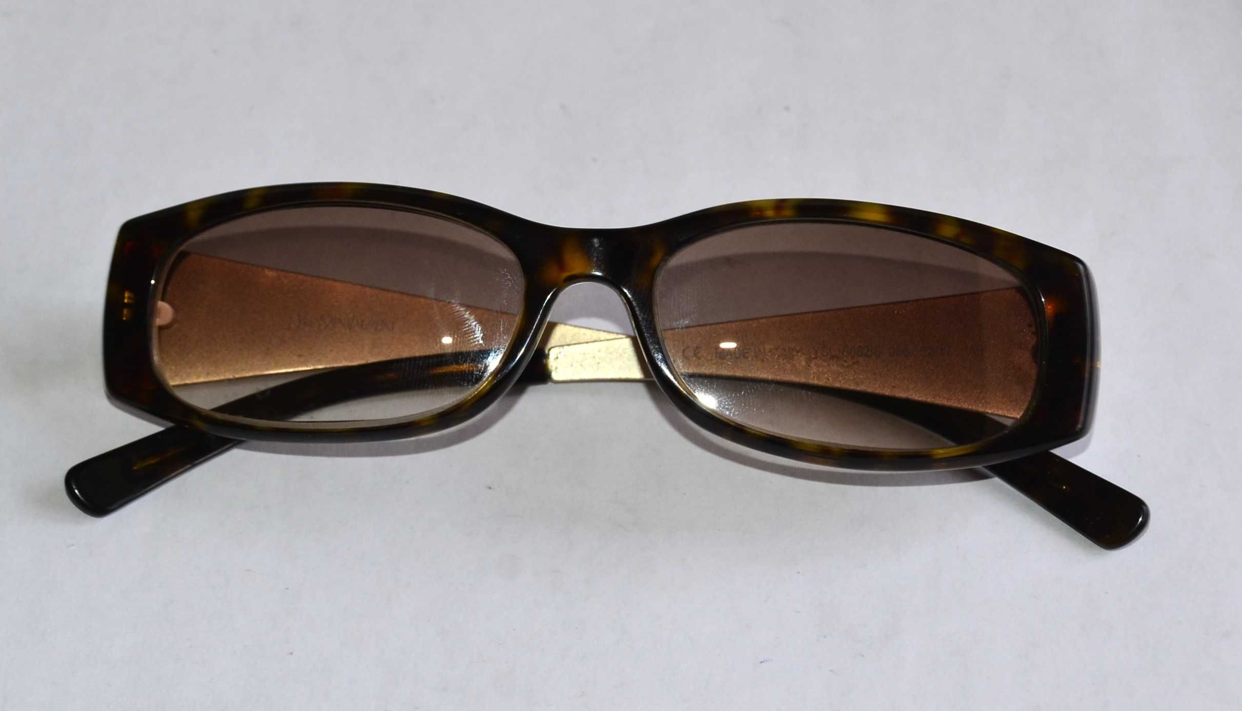 Oculos de Sol Yves Saint Laurent