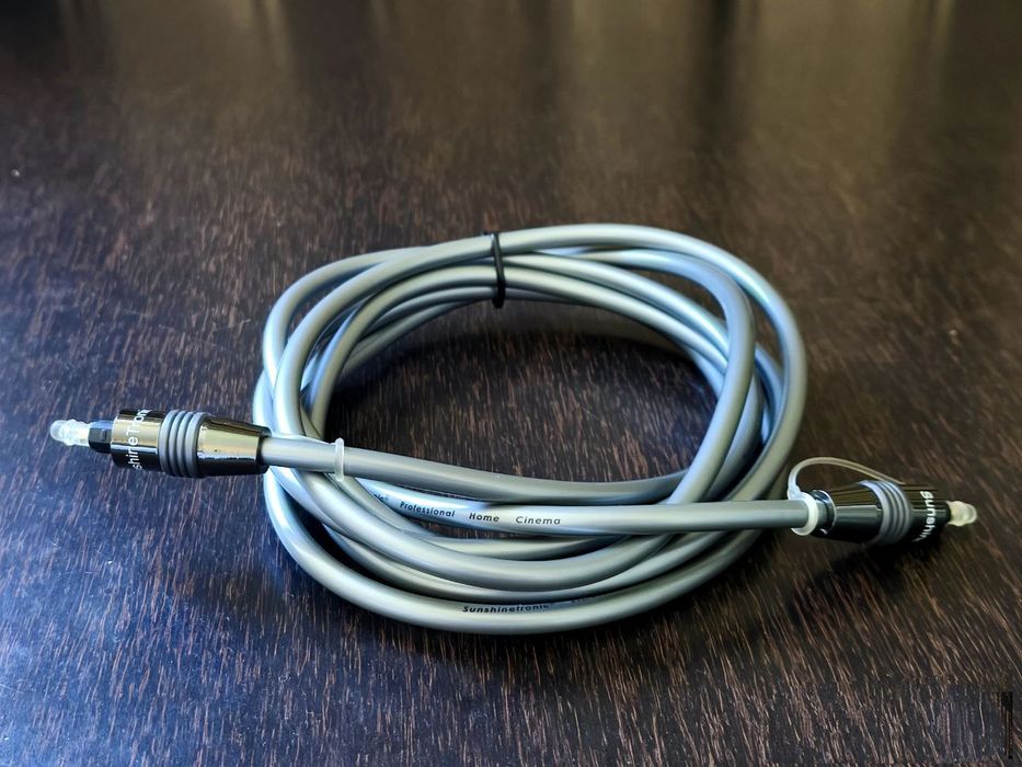 Цифровий Міжблочний кабель Оптика ! З Німеччини !