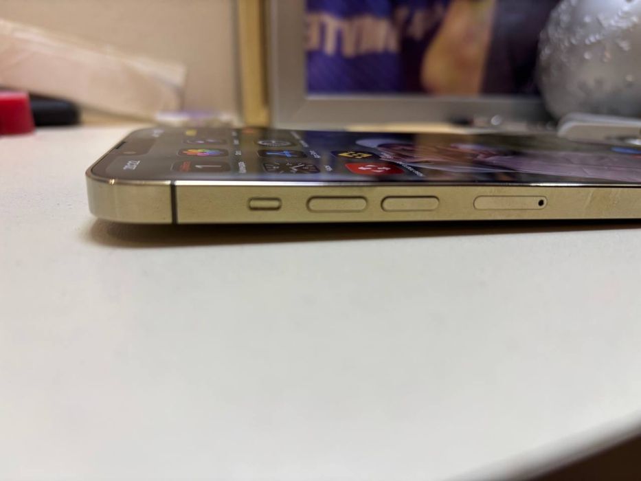 Iphone 13 pro max 128gb gold чудовий стан (обмін)