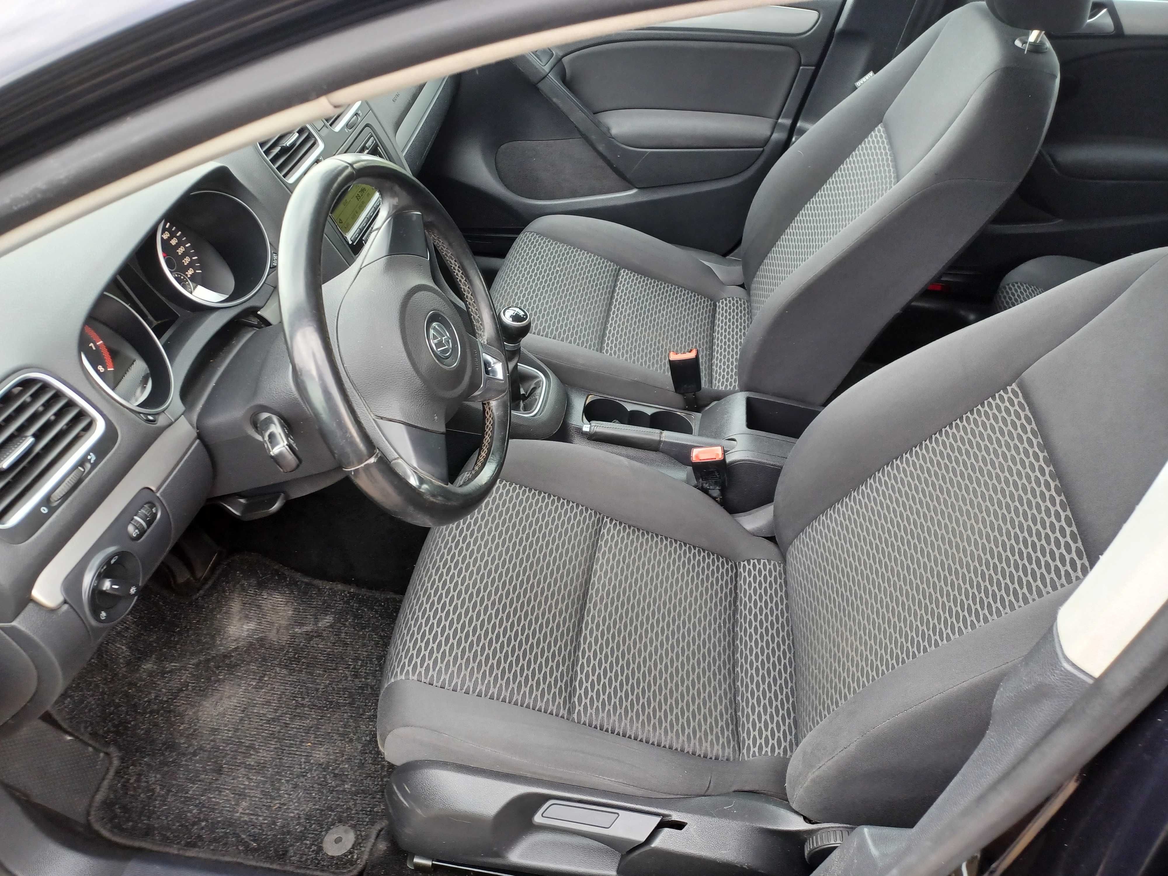 VW Golf VI 1.4 MPI klima alu elektryka super stan z Niemiec