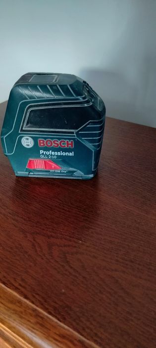 Laser krzyżowy marki Bosch GLL 2-10
