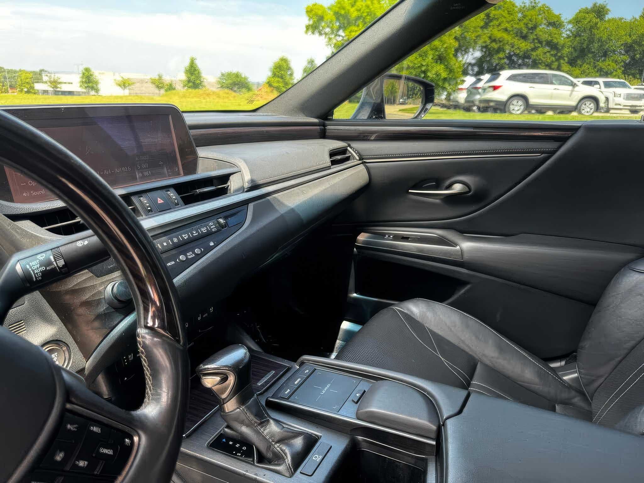 2019 Lexus ES 350