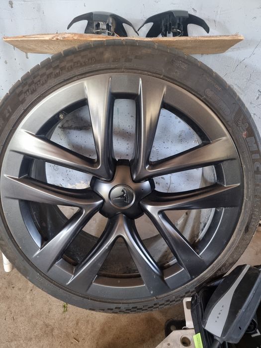 Колеса для Tesla model S 2021-2023