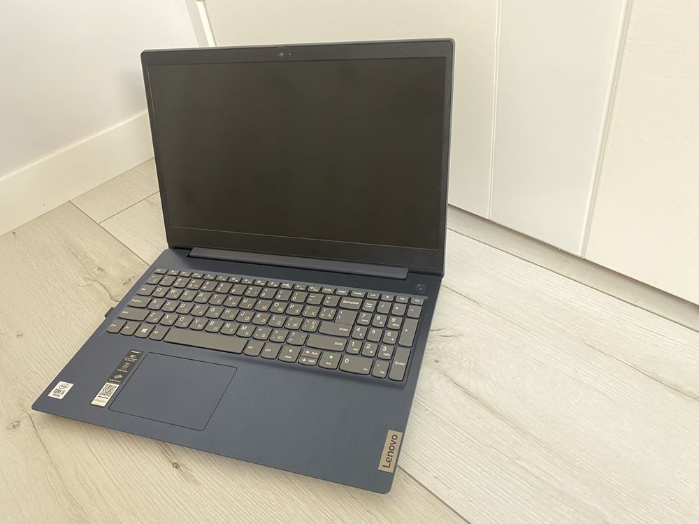 Ноутбук Lenovo IdeaPad 3 15IIL05