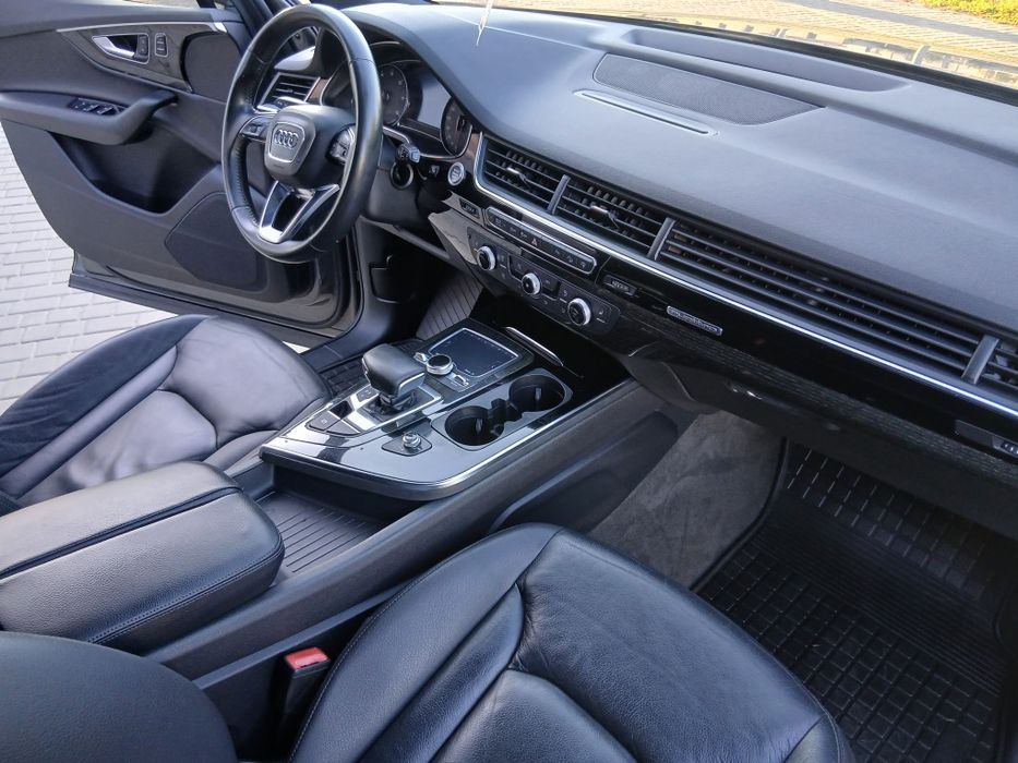 Audi q7 3.0 бензин