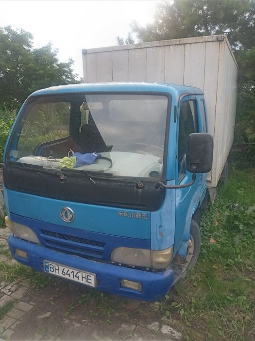 Вантажівка Донг Фенг
