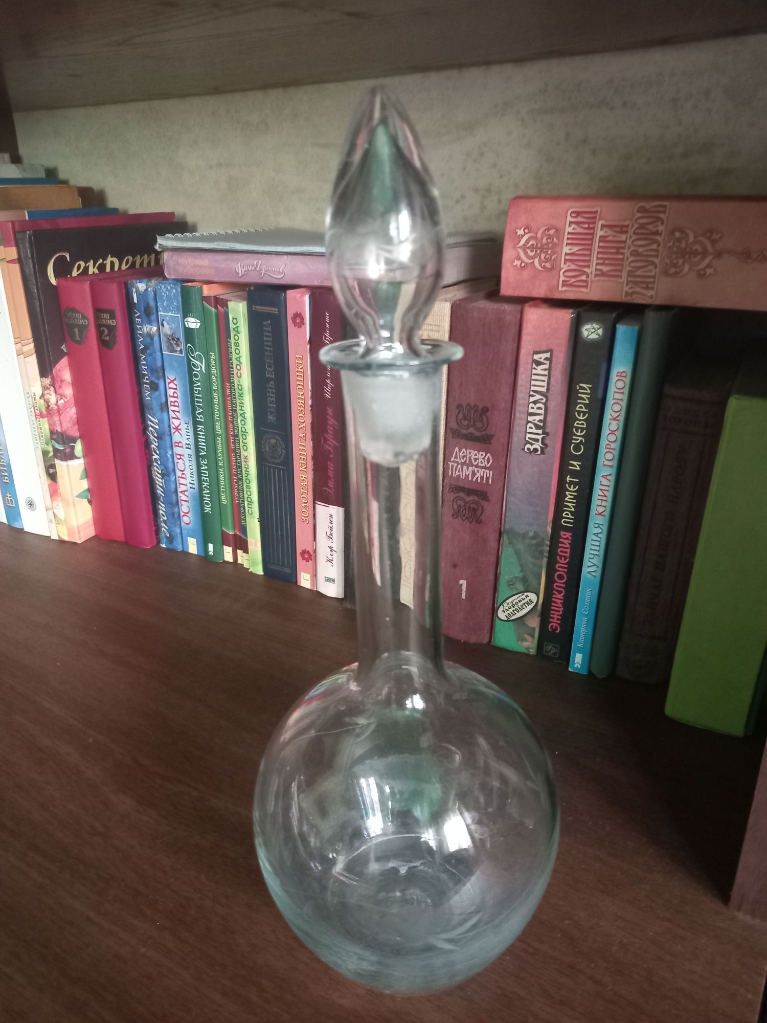 Продам графини,кувшин, чайник, заварні чайники, цукорницю